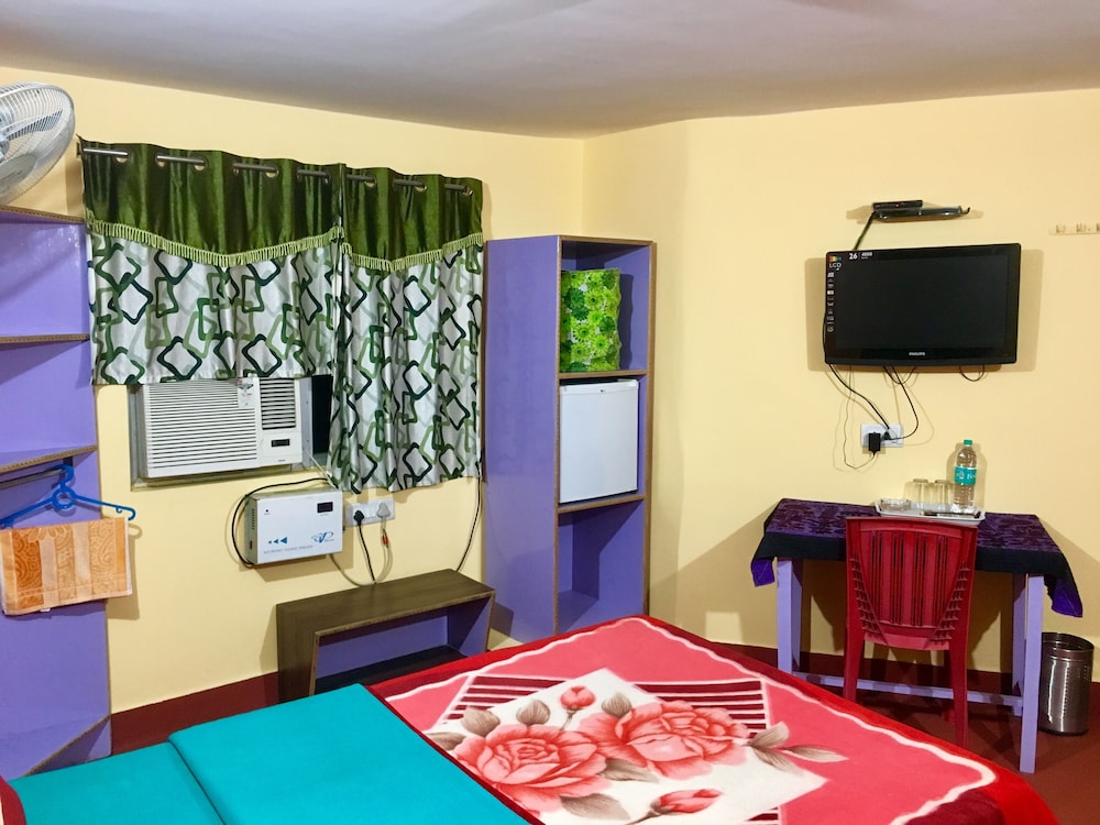 Kundan Bazar Guest House 25/30