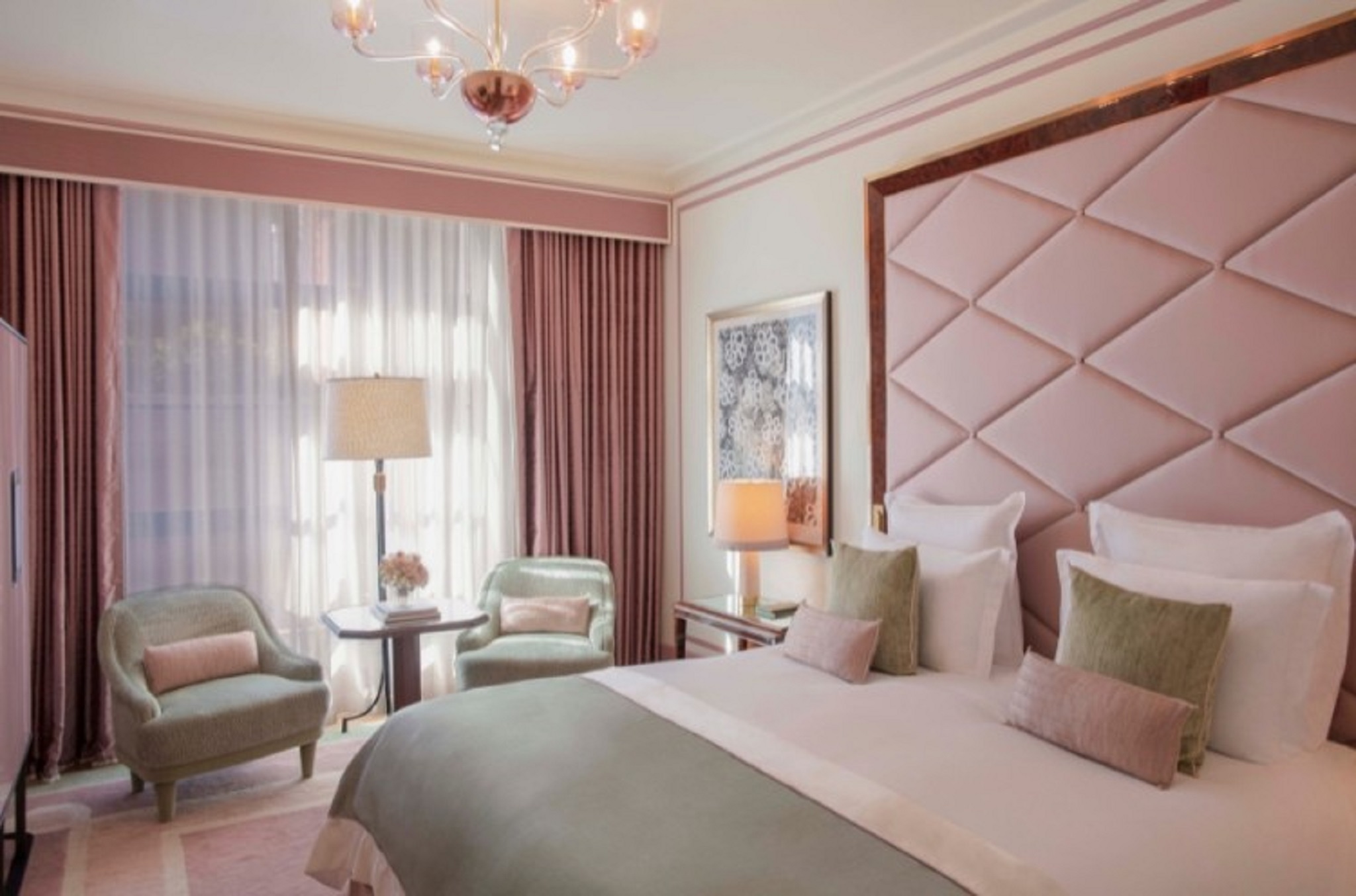 PRESTIGE, KING BED