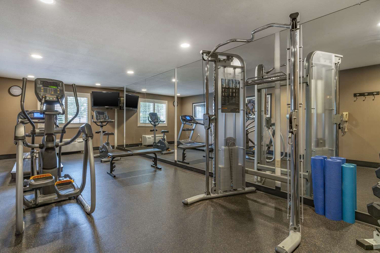 Best Western Plus Vineyard Inn 25/45