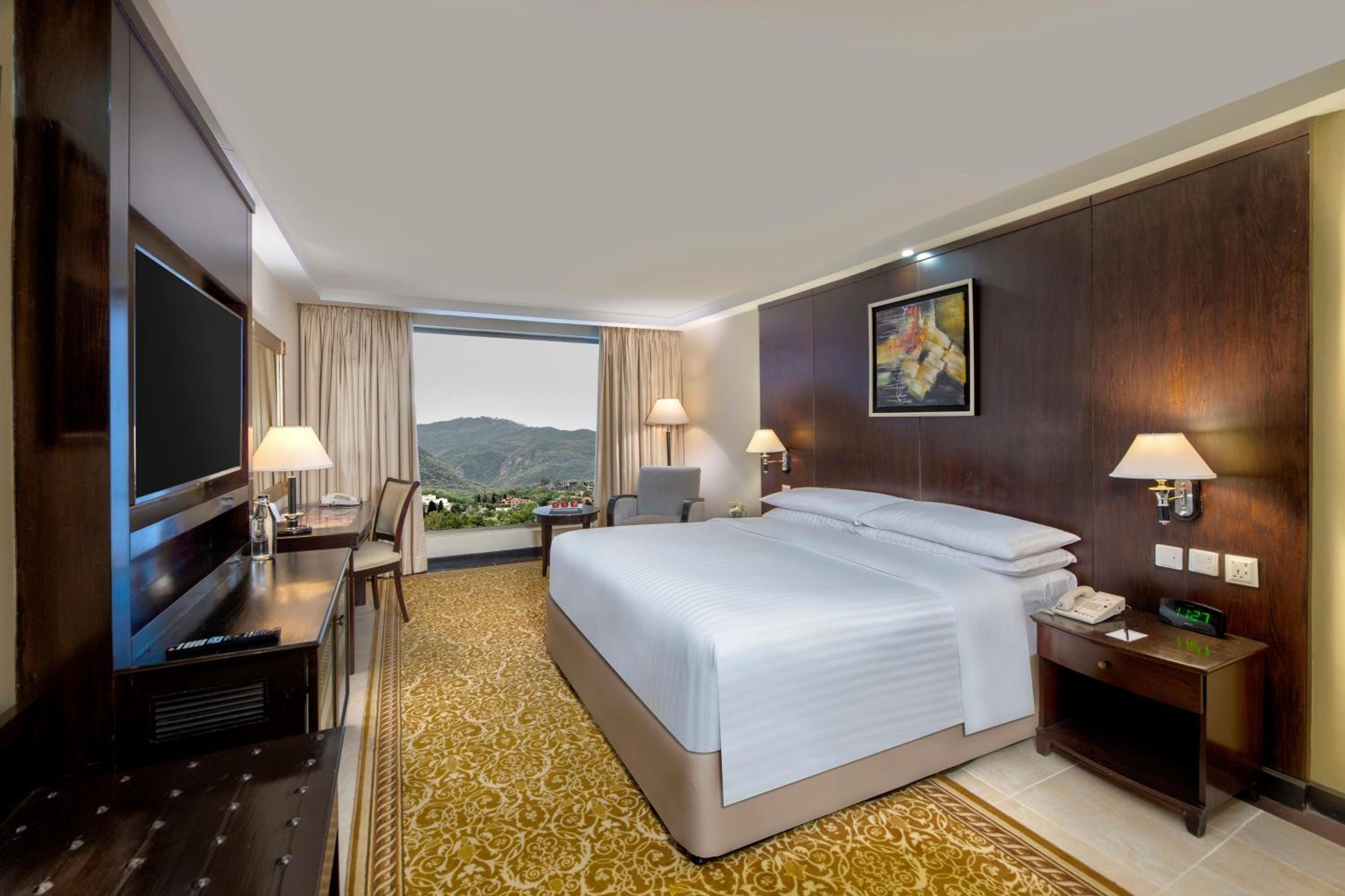 غرفة ديلوكس بسرير كينج، ISLAMABAD MARRIOTT HOTEL 3/10