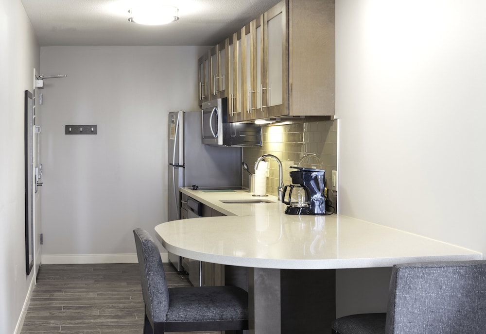 Staybridge Suites Montgomery - Downtown 34/37