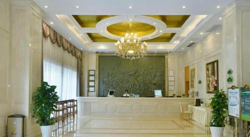 Vienna Hotel (Shenzhen Taoyuanju) 12/59