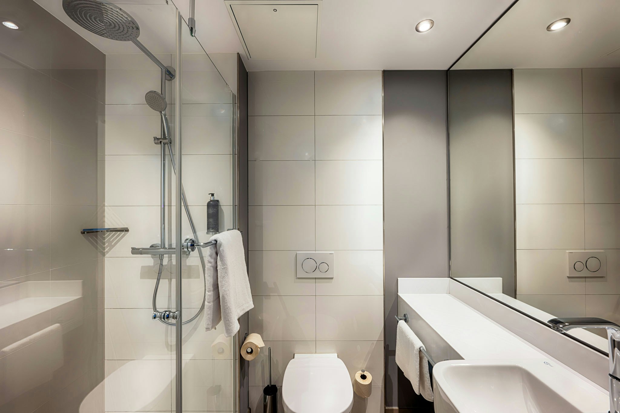 Premier Inn Darmstadt City Centre 42/45