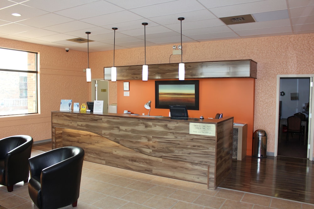 Travelodge by Wyndham Swift Current 10/53