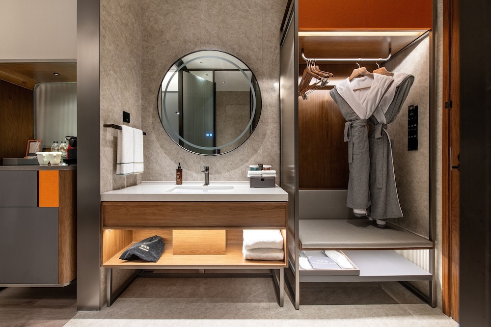 UrCove by Hyatt Shenzhen Bay Nanyou 50/50