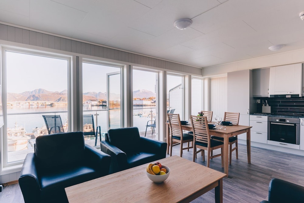 Sommaroy Arctic Hotel 20/50