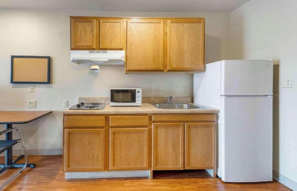 Studio 6 Extended Stay Oklahoma City Norman OK 38/49
