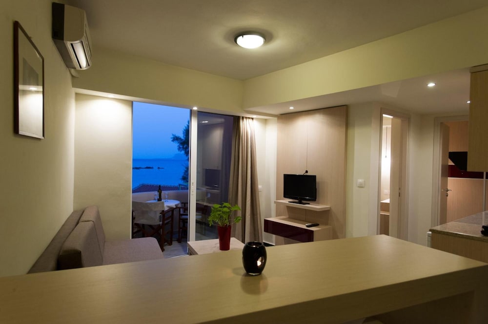 Seafalios Apartments 22/40
