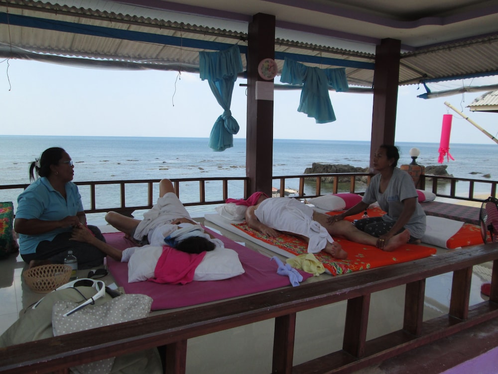 Lanta New Beach Bungalows 28/50