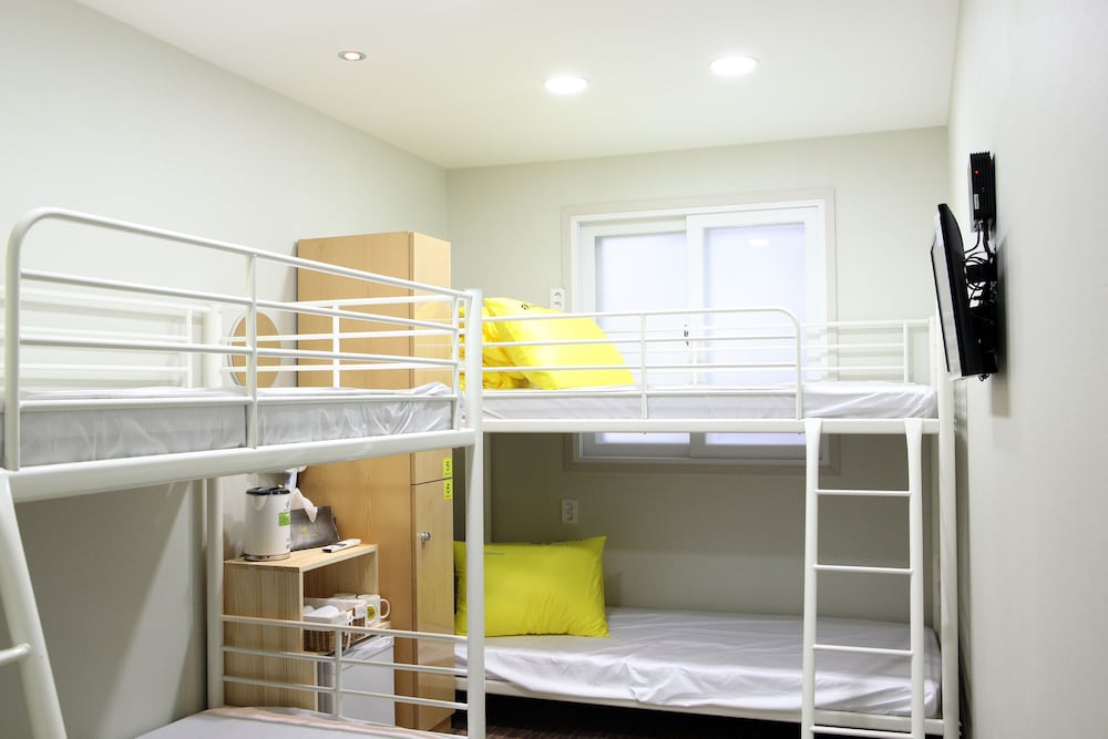 24 Guesthouse Dongdaemun Market 35/60