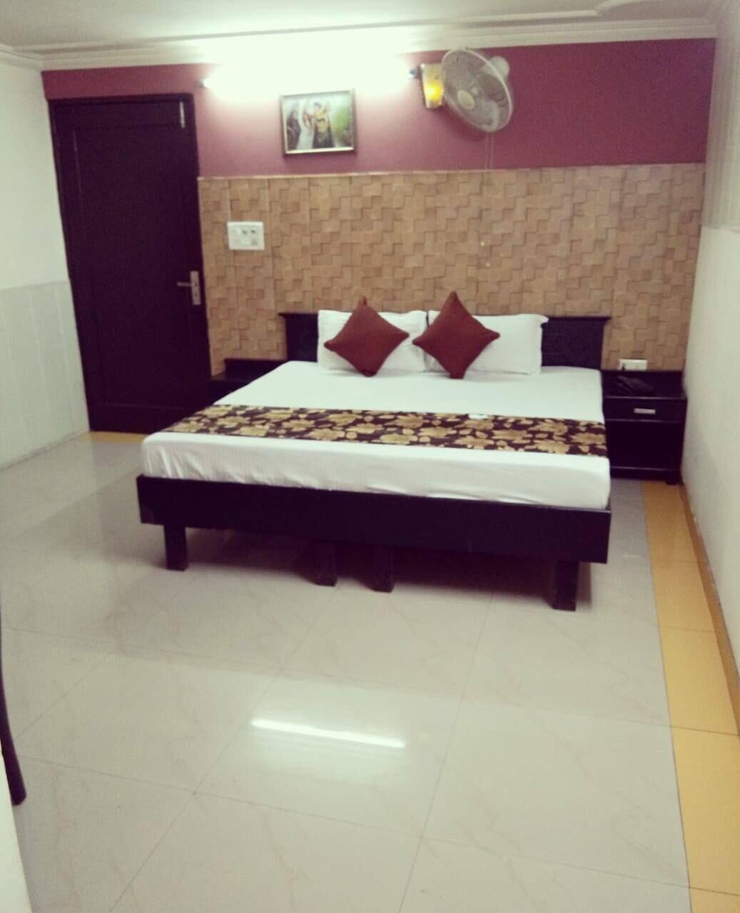 HOTEL KRISHNA RESIDENCY 12/16