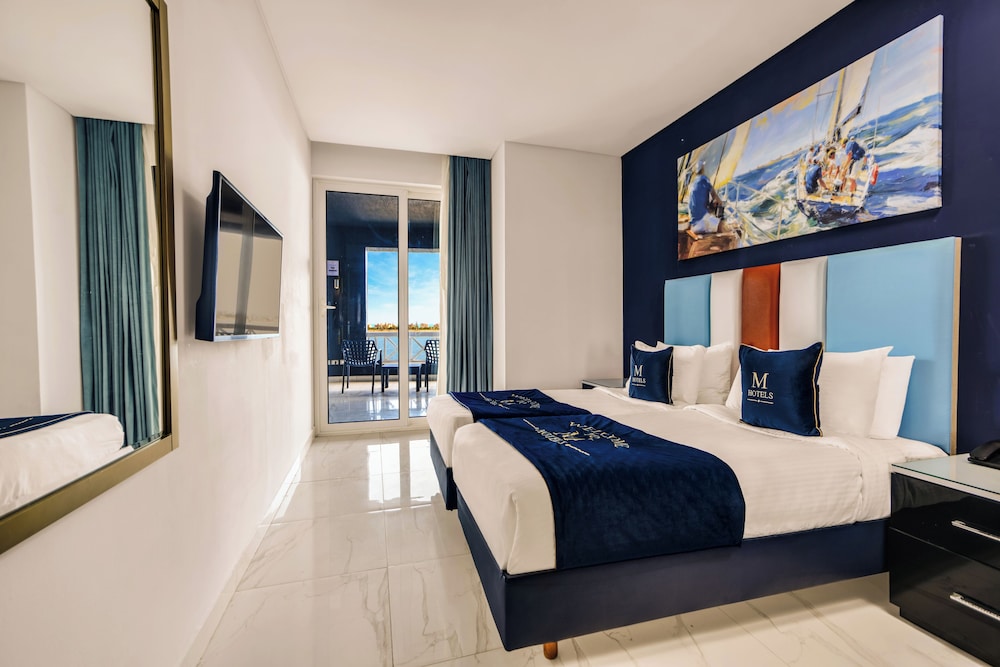 2 Bedrooms, Superior, Suite, Queen and Twin Beds, Sea View, Ground Building, M Hotels at Porto Marina 4/5