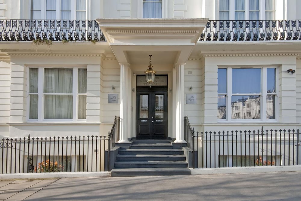20 Hertford Street 2/50