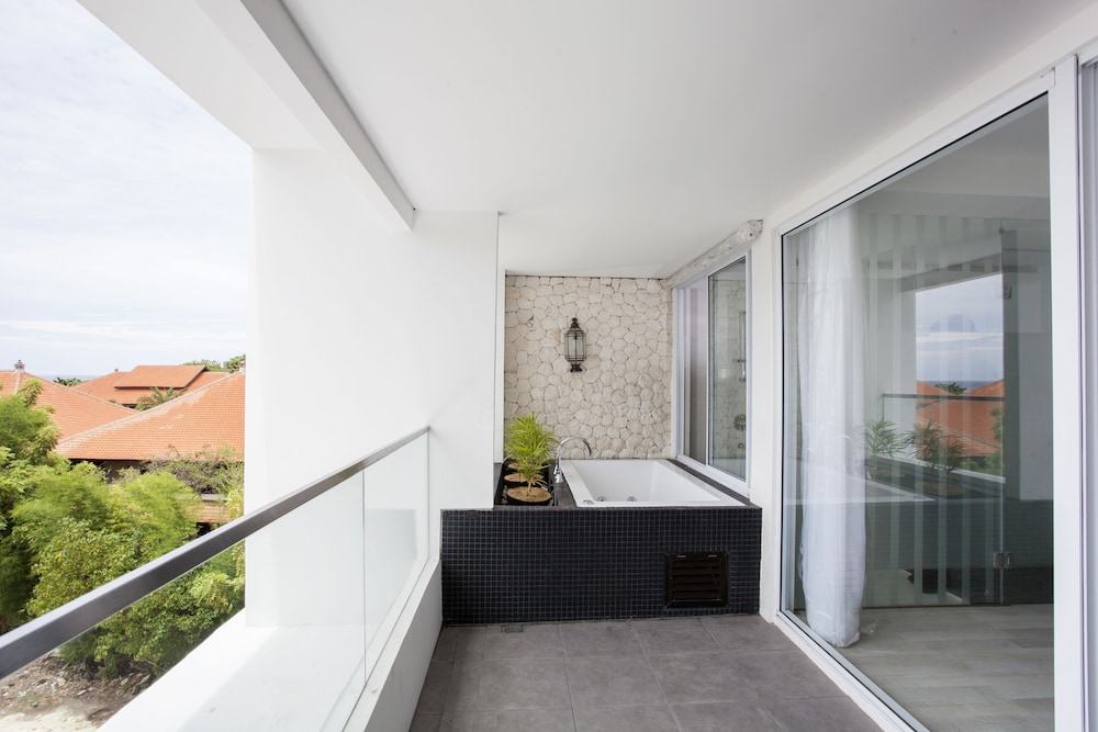 Benoa Sea Suites and Villas 7/70