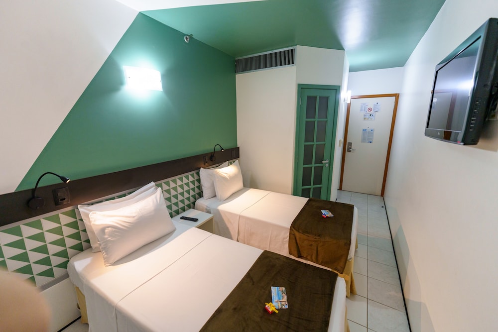 غرفة قياسية بسريرين منفصلين، Conect Smart Hotel 8/10