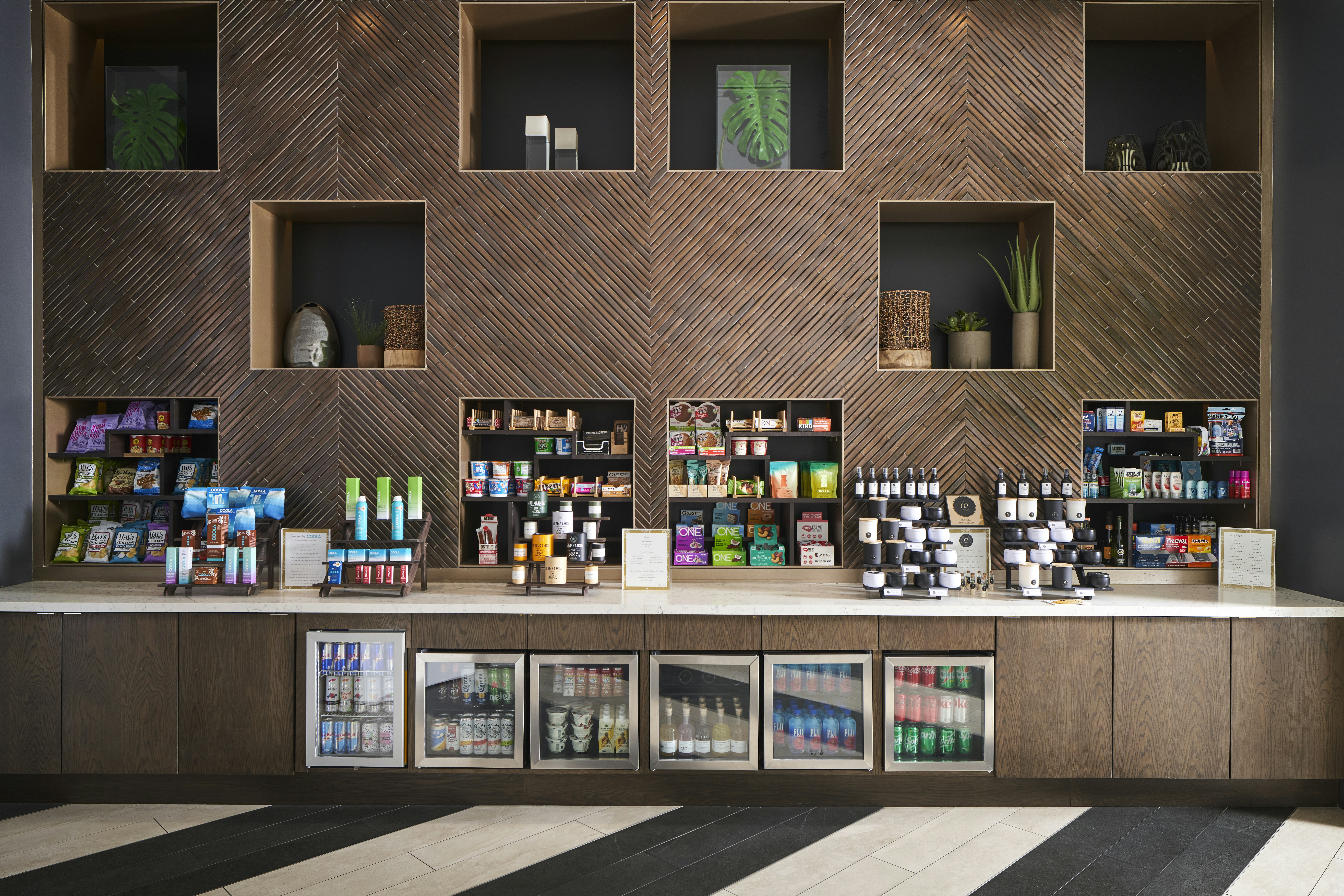 THesis Hotel Miami Coral Gables, Curio Collection by Hilton 72/80