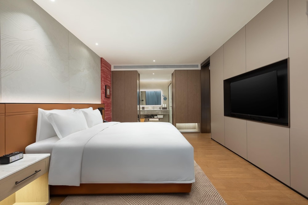 Ramada by Wyndham Zhaoqing Dawang 15/38
