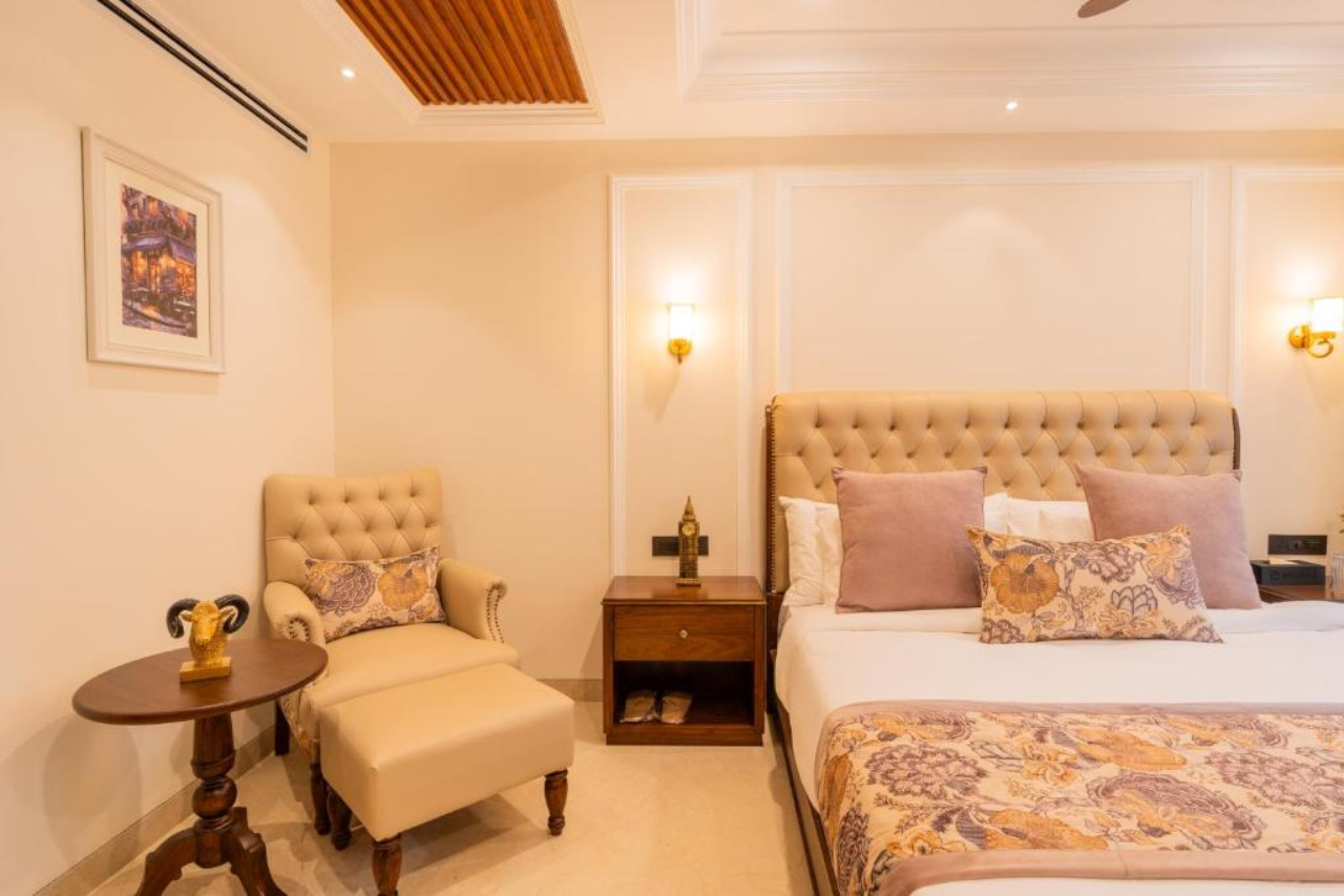 Room at ELIVAAS Prive Royce Cottage Luxe Hilltop 4 BHK with Terrace & Scenic Views, KASAULI