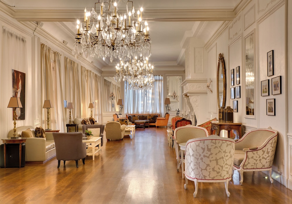 Pavillon Henri IV 24/50