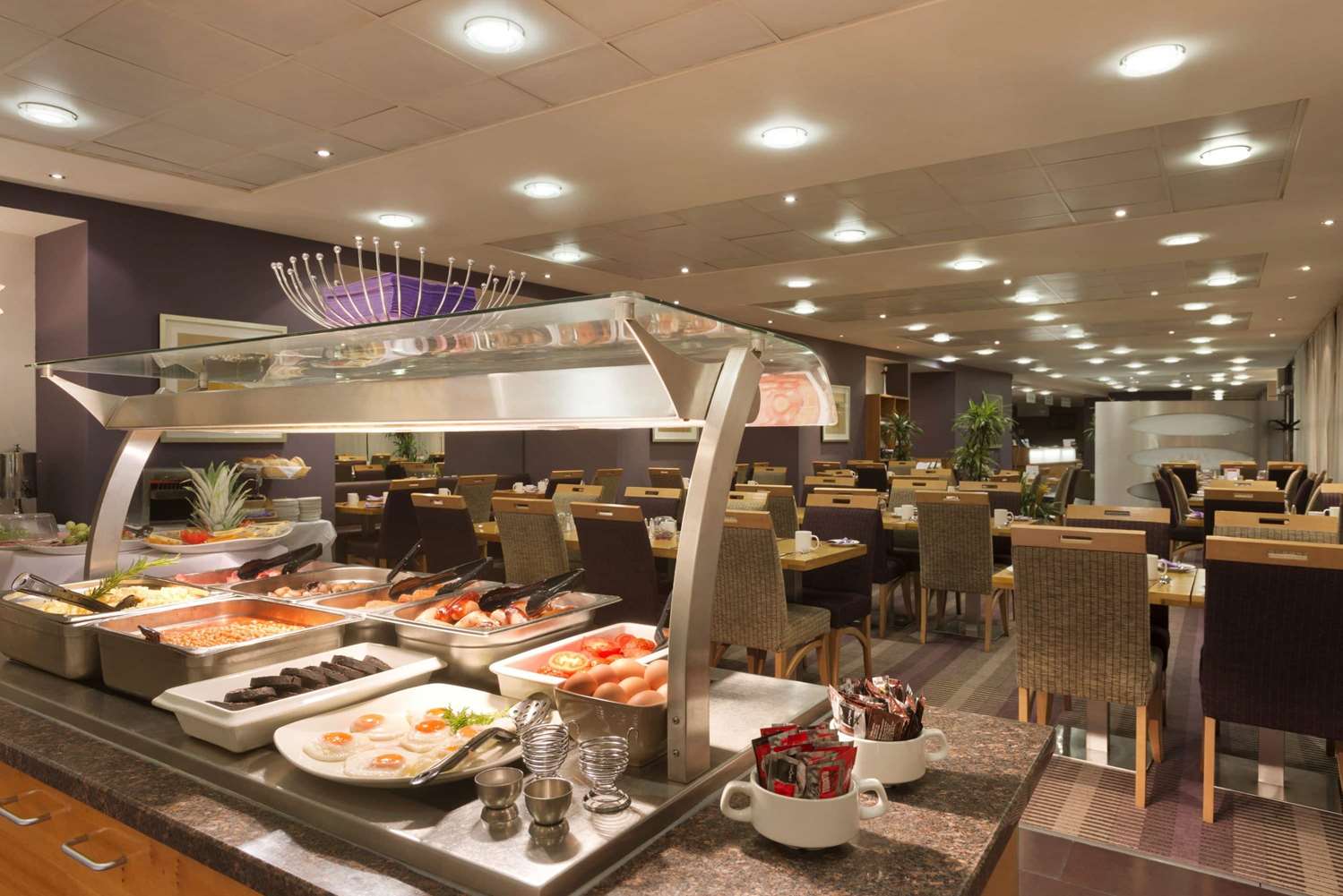 Ramada Plaza by Wyndham Wrexham 9/16