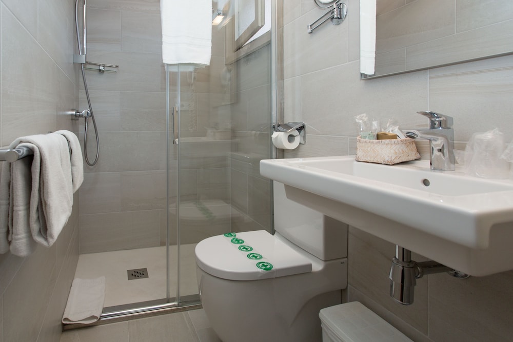 Hostal De La Plaaa 43/49