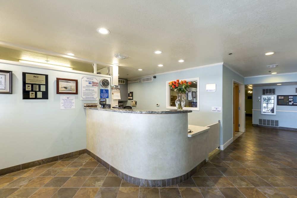Capistrano Surfside Inn 10/83