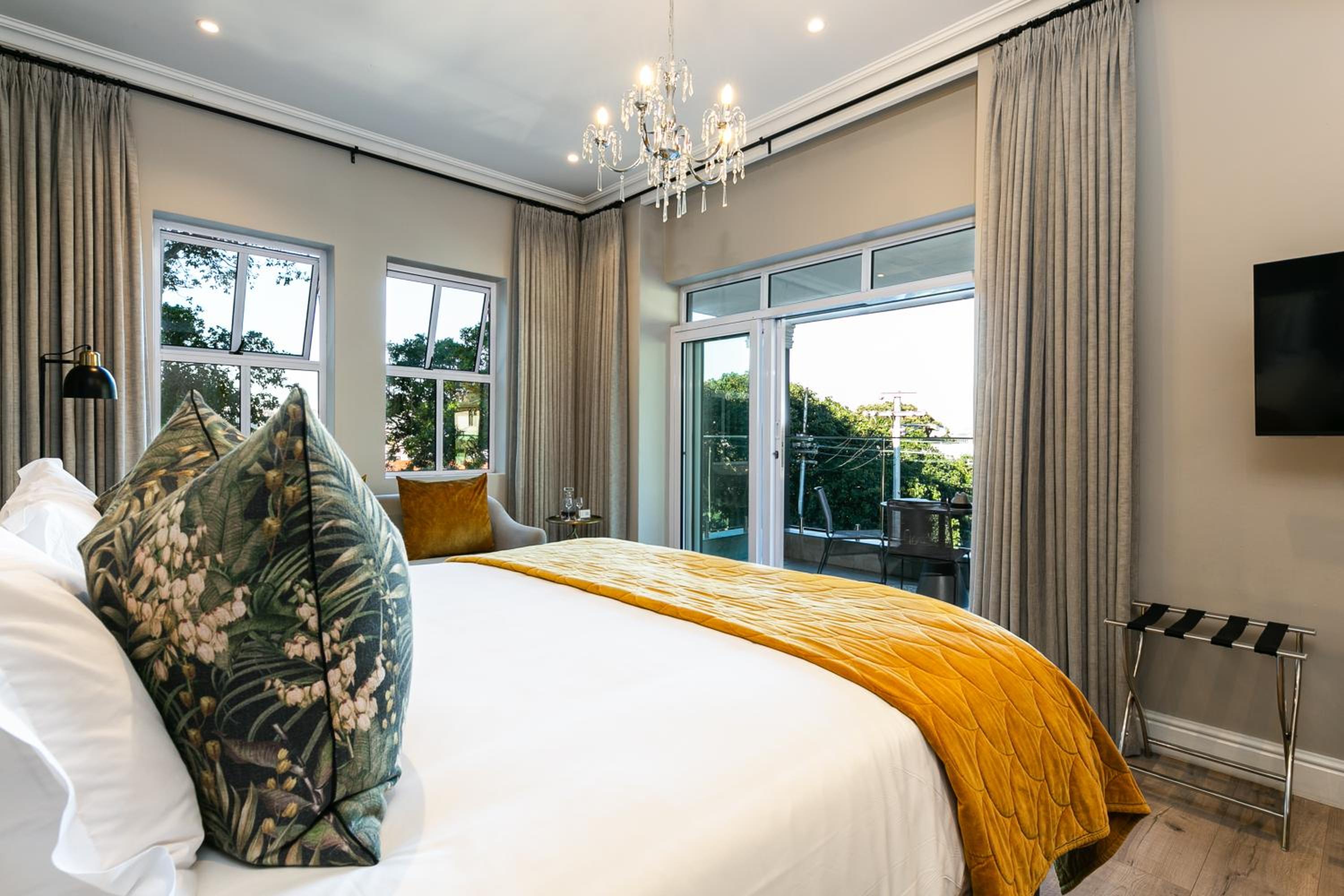 Heritage, Suite