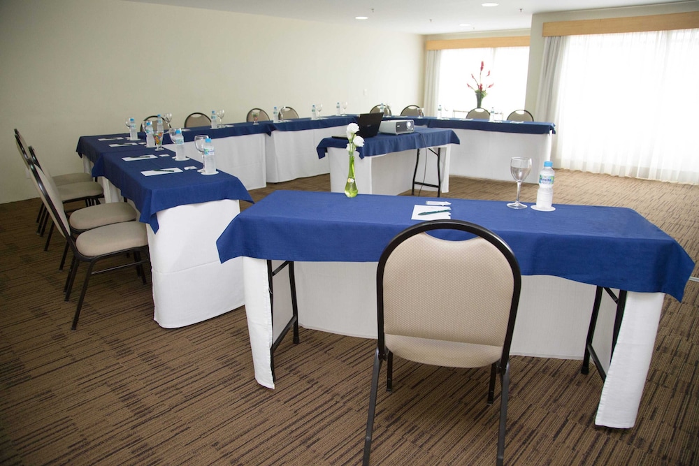 Sol Alphaville Hotel & Residence 24/27