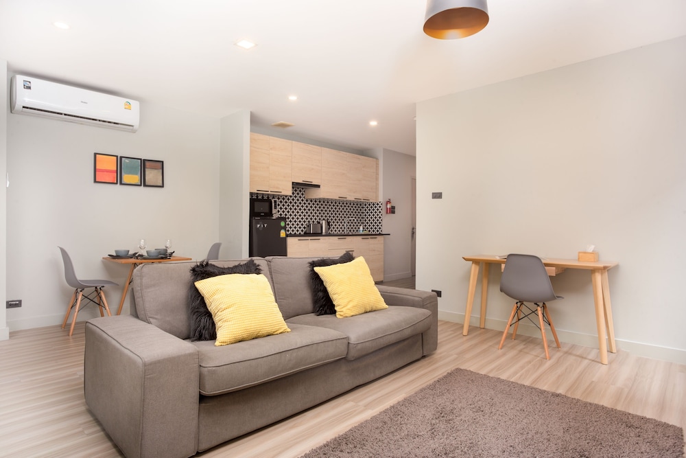 Studio 365 Serviced Apartment 52/69
