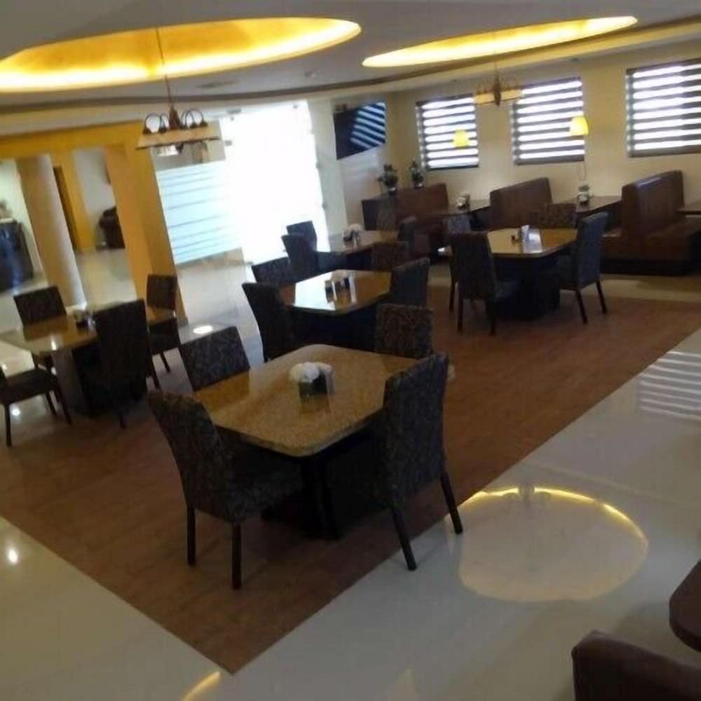Don Ruben Hotel 36/43