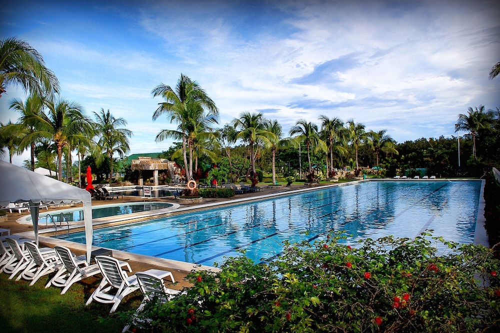 Fort Ilocandia Resort Hotel 47/50