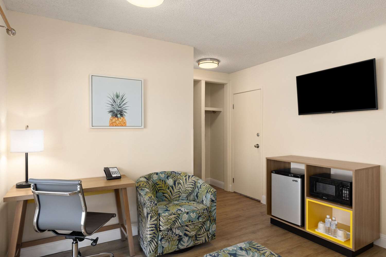 Days Inn by Wyndham Maui Oceanfront 41/54