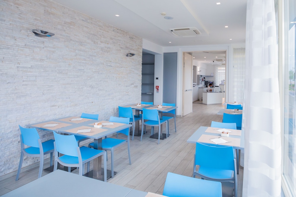 Hotel Gabbiano 23/34