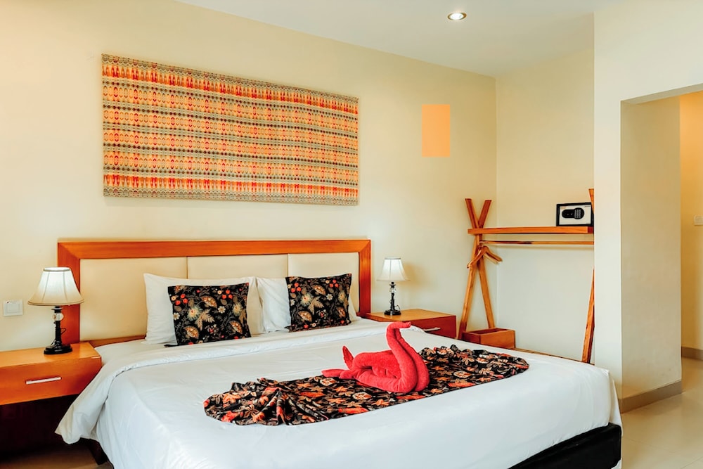 DELUXE, DOUBLE BED