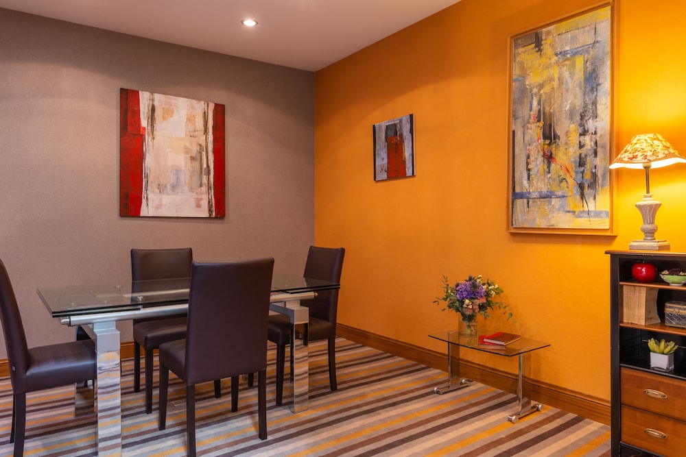 Hotel Volney Opera 40/44