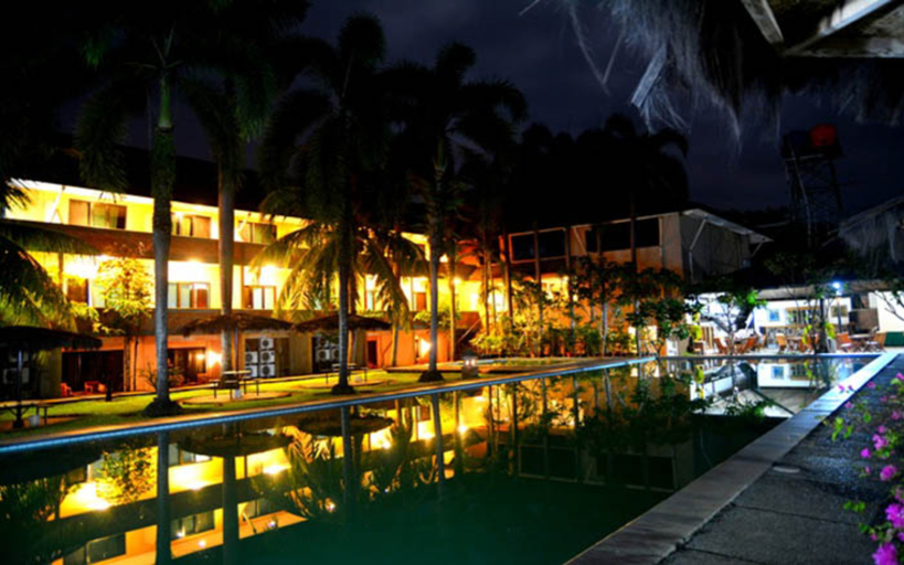 Augusta Hotel dan Glamping Palabuhanratu 6/11