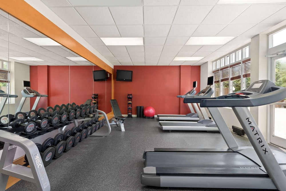Homewood Suites By Hilton Charleston Mt Pleasant 16/54