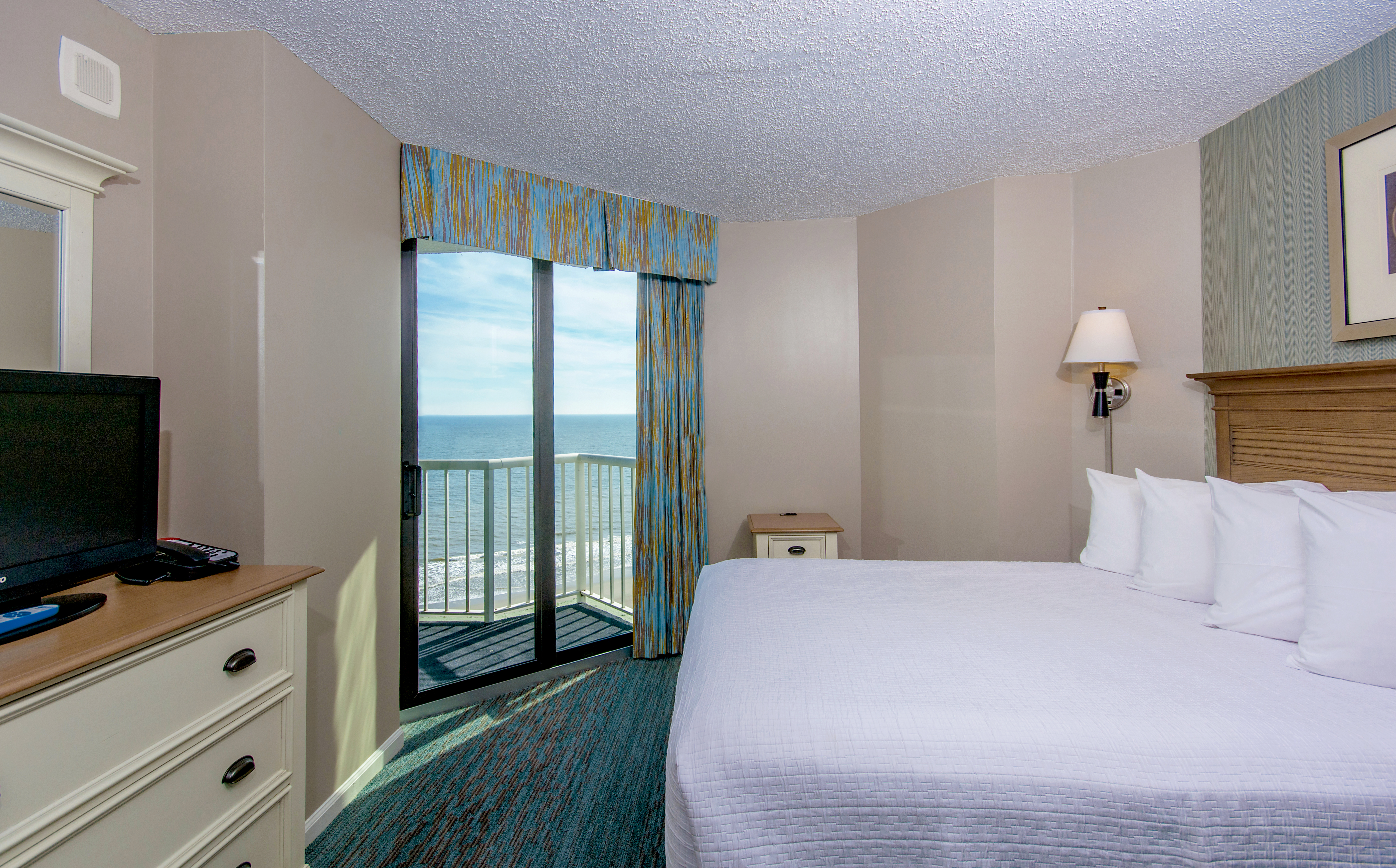 1 Bedroom, Condo, King Bed, Ocean Front