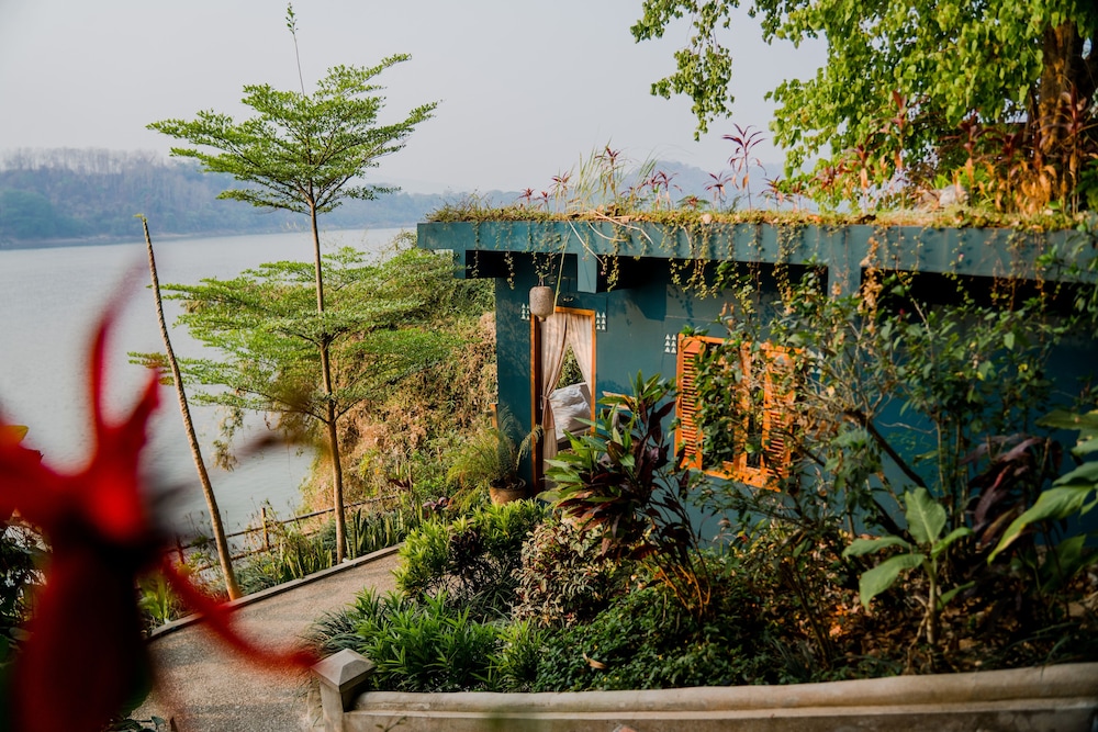 Ock Pop Tok Mekong Villa 49/50