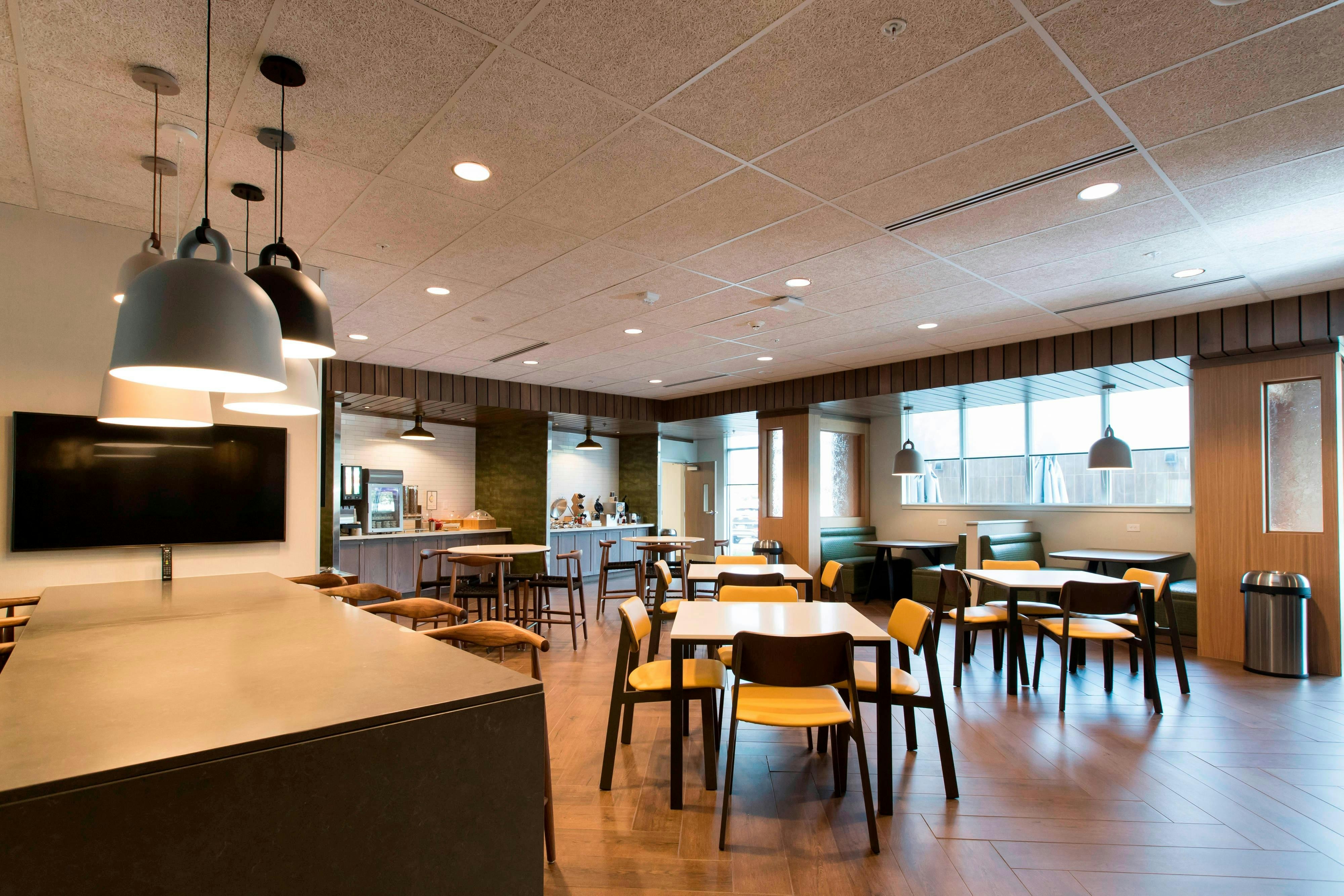 Fairfield Inn Suites Philadelphia Valley Forge Great Valley 45/60