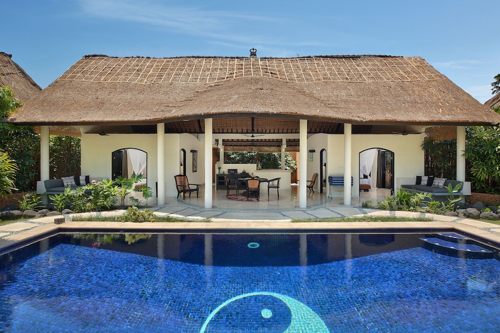 Impiana Private Villas Seminyak Hotel 6/44