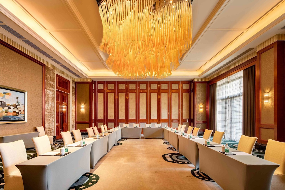 Chateau Star River Shaanxi 53/61