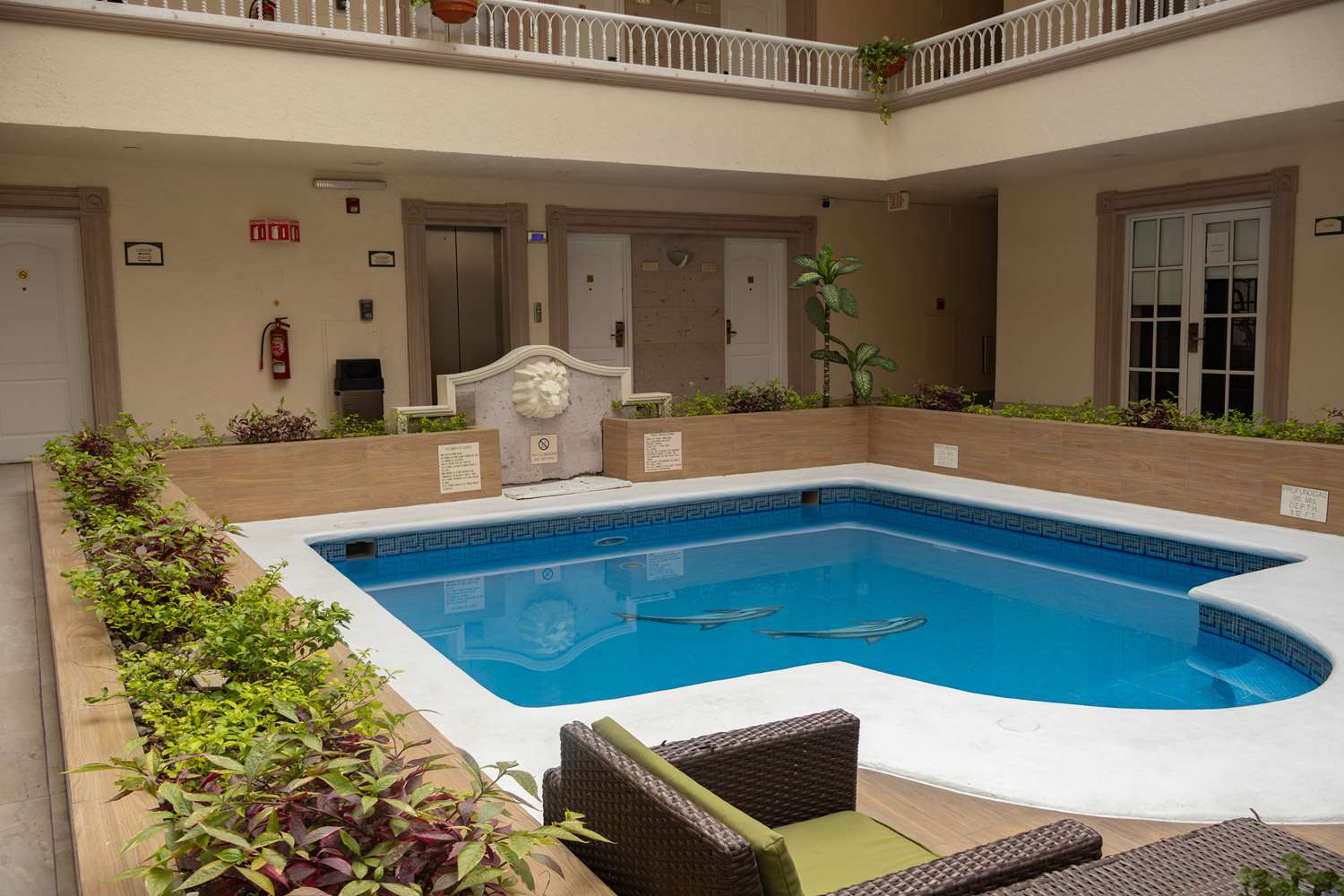 Best Western Plus Monterrey Colon 17/17