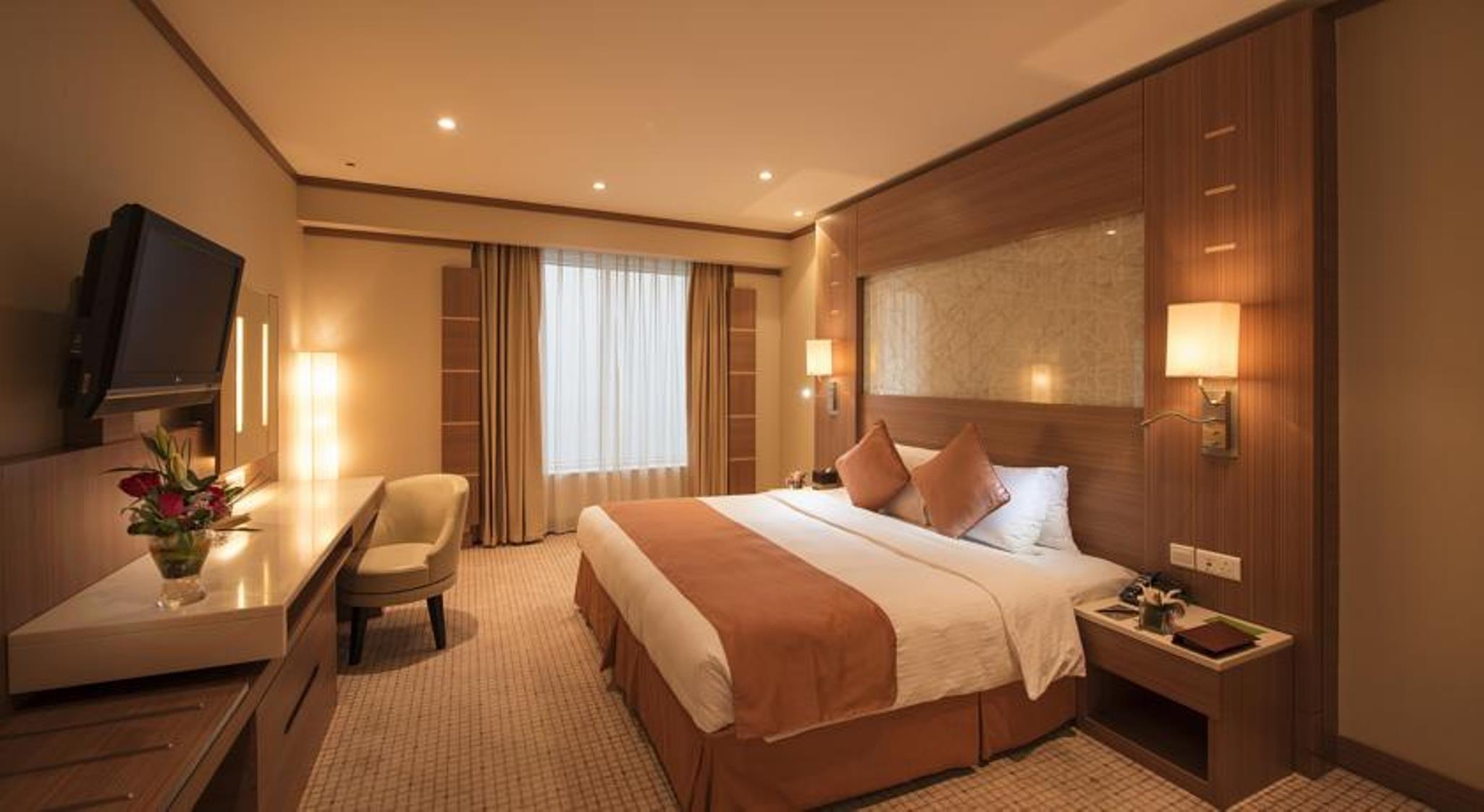 1 Bedroom Suite
