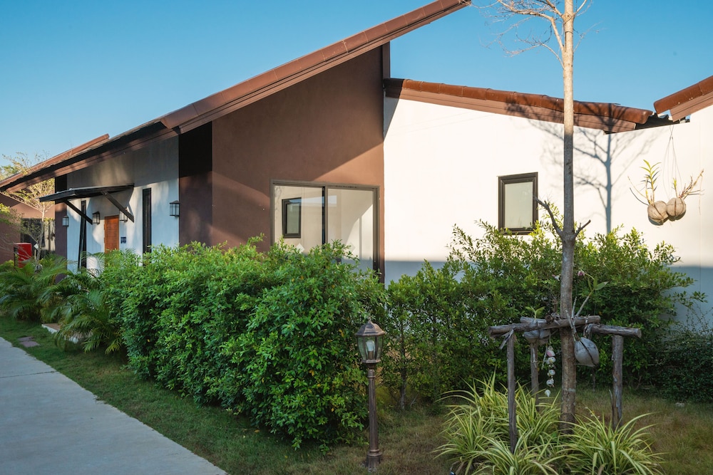 Thames Tara Private Pool Villa Rawai Phuket 43/48
