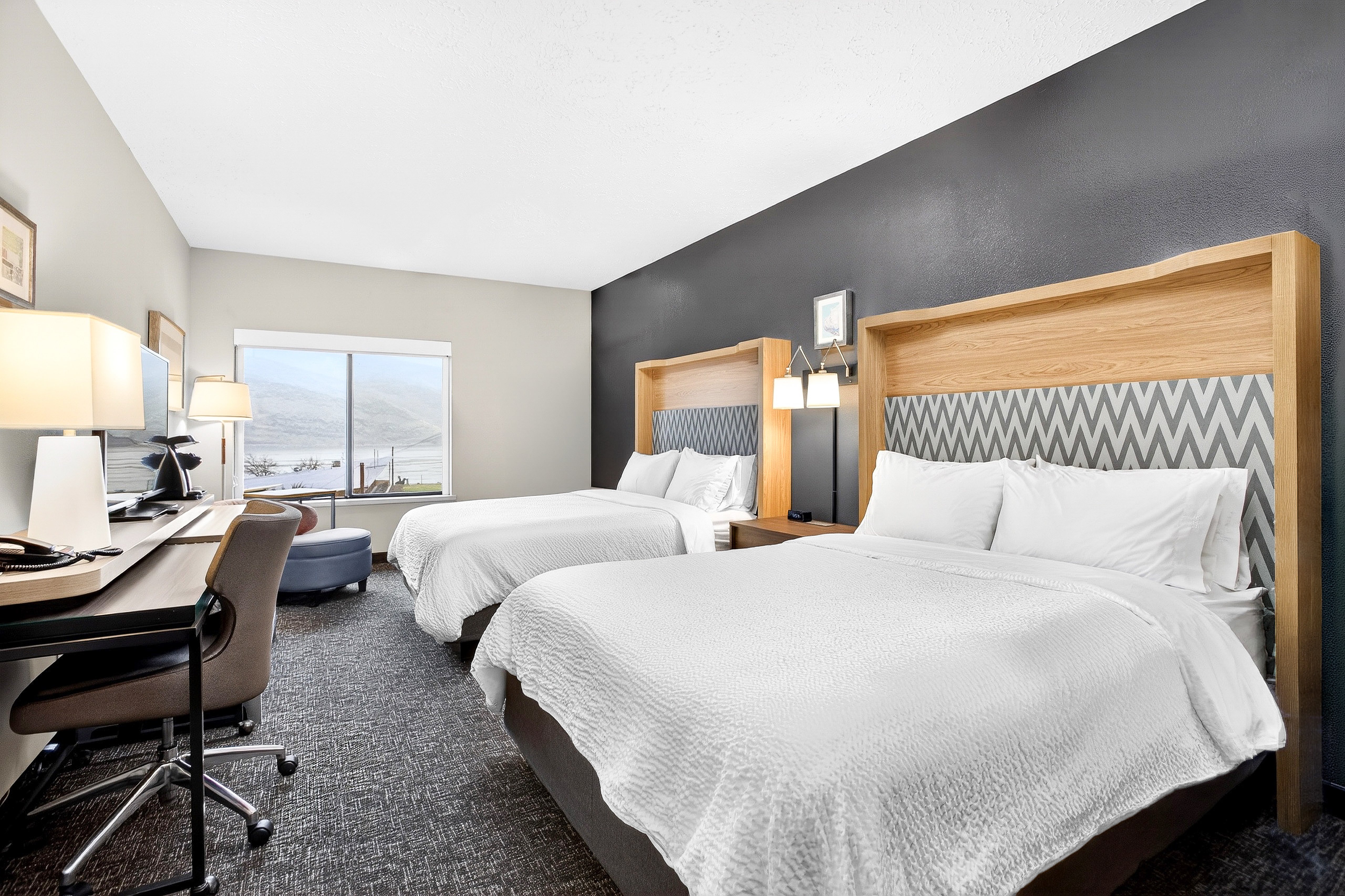 جناح بسريرين كوين بإطلالة على النهر، Holiday Inn Clarkston - Lewiston 2/7