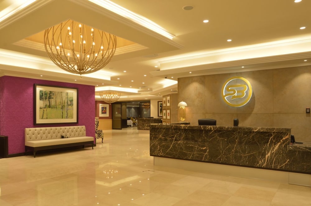 Sparkling Waters Hotel & Spa 4/50