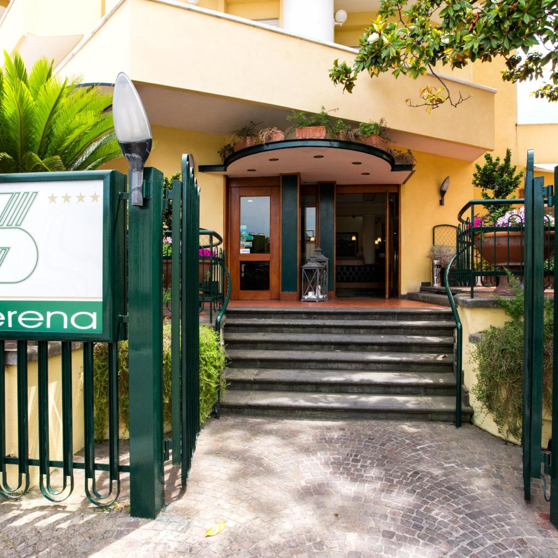 Hotel Villa Serena 4/51