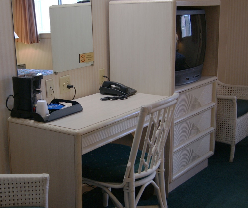 Meadow Court Inn 31/52