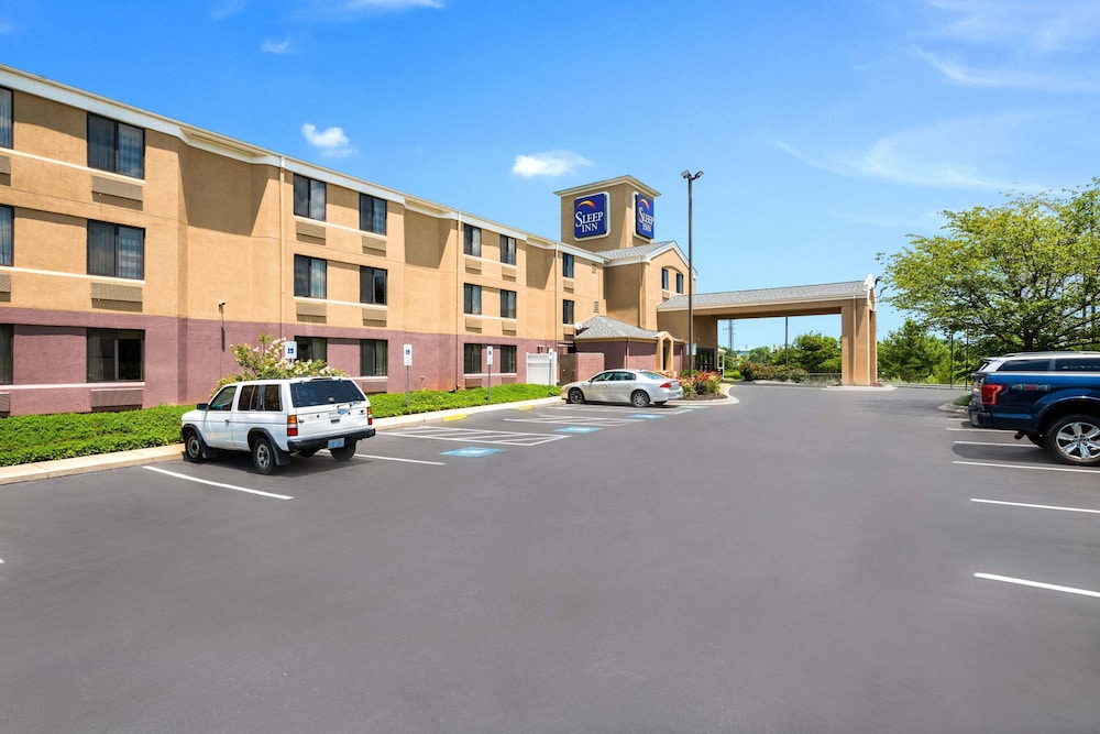 Sleep Inn Statesville I-40 4/38